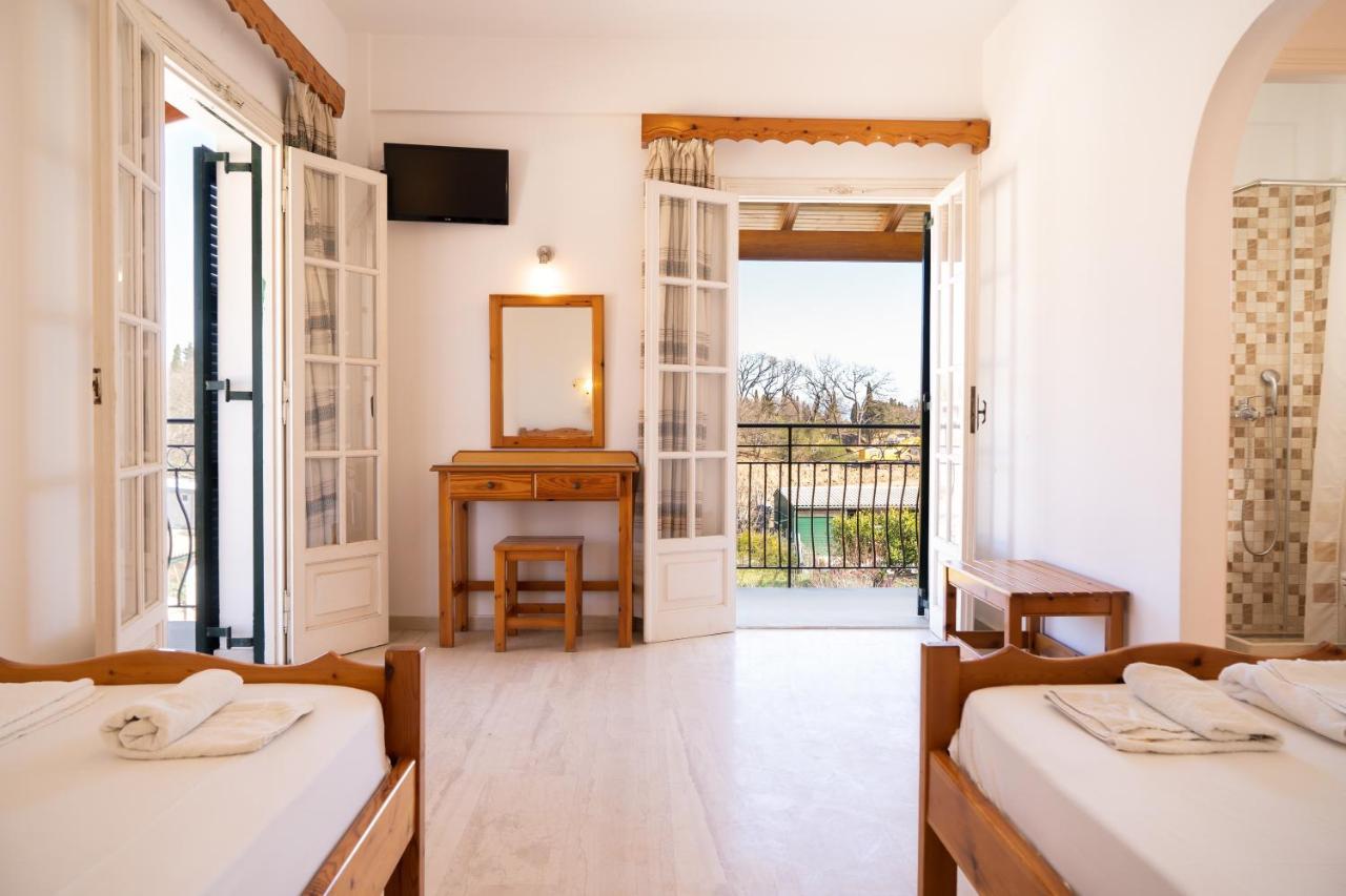Athineos Apartment'S Дасія Екстер'єр фото