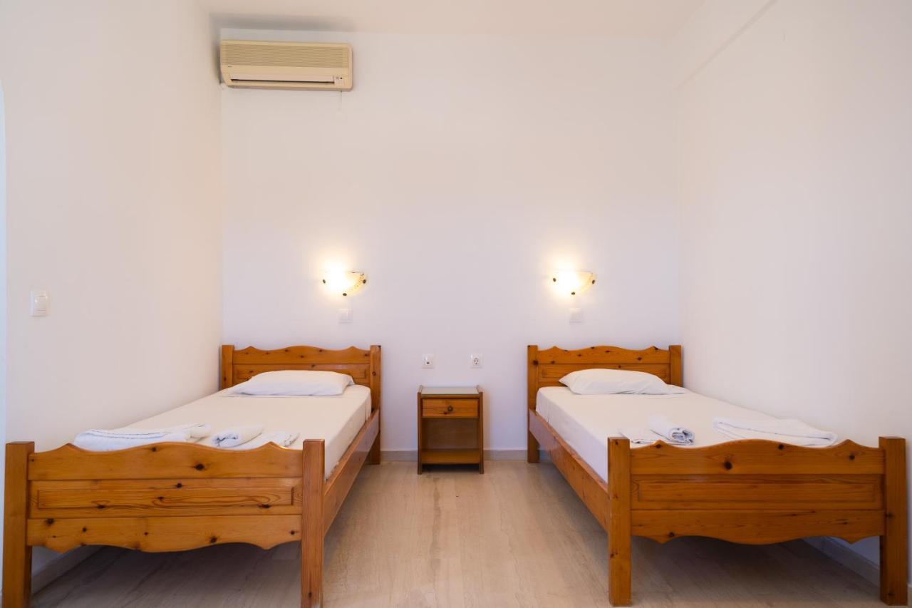 Athineos Apartment'S Дасія Екстер'єр фото